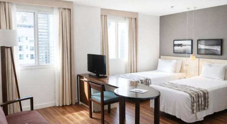 Charming apartment with pool | Next to São Paulo Museum of Art | Pets are welcome in Paulista