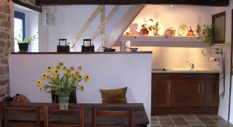 Vacation home with barbeque & patio | Suitable for remote work — photo 5
