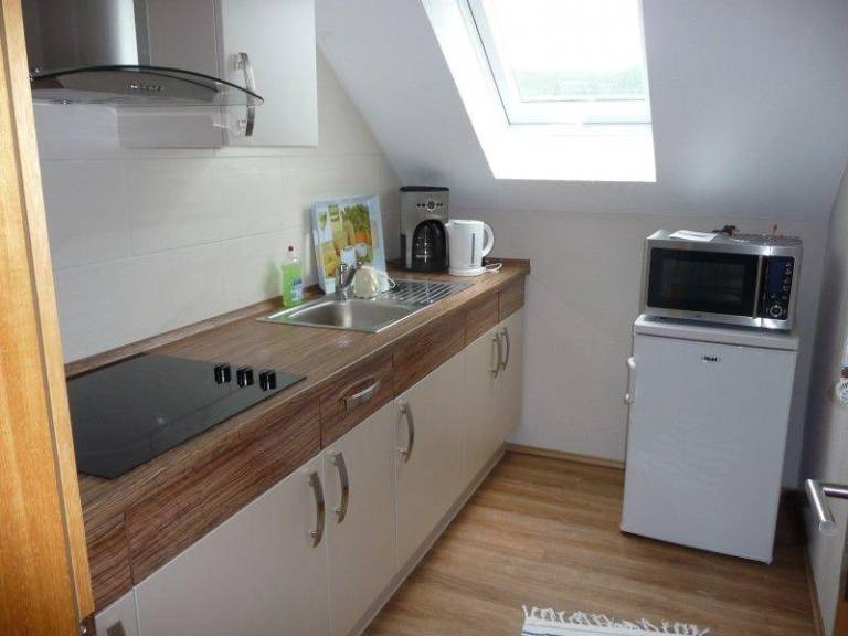 Child-friendly rental apartment with patio & barbecue | Pets are welcome — photo 3
