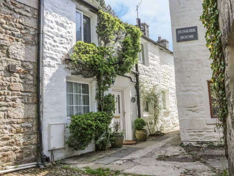 Cottage Bentham