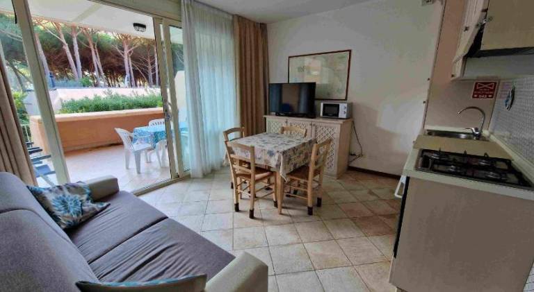 Lovely serviced apartment with pool & terrace | Beach nearby | Pets allowed — photo 3