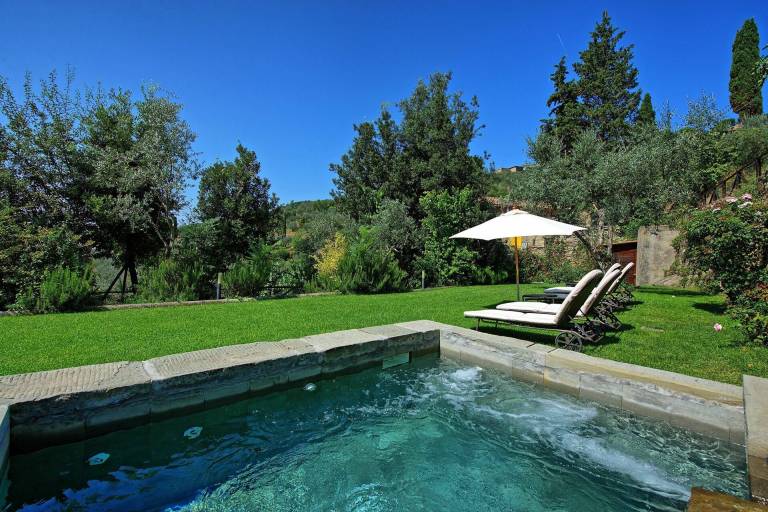 Family-friendly beautiful villa with garden, barbecue & terrace | Dogs allowed — photo 2