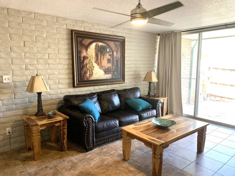 Condo  Country Estates
