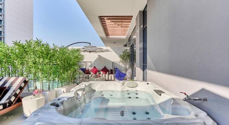 Child-friendly apartment with pool & hot tub | Perfect for remote work | Pet-friendly — photo 2
