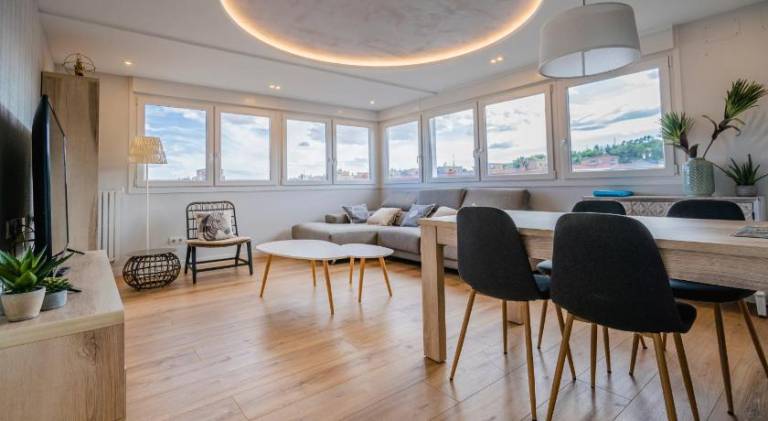 Holiday apartment | Suitable for remote work in Burgos