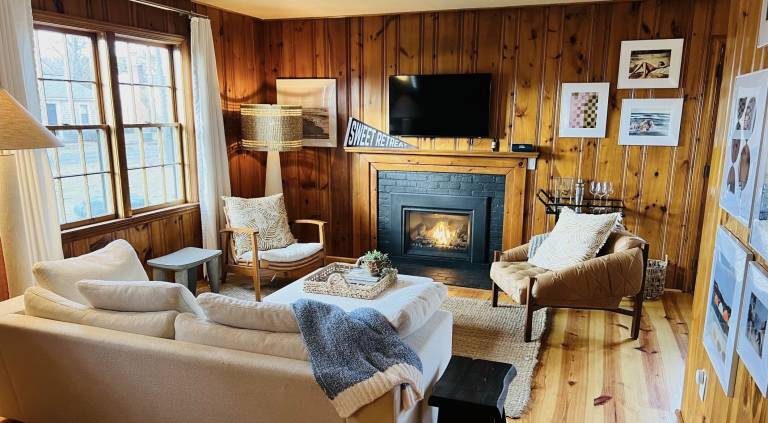 Cabin  Dennis Port