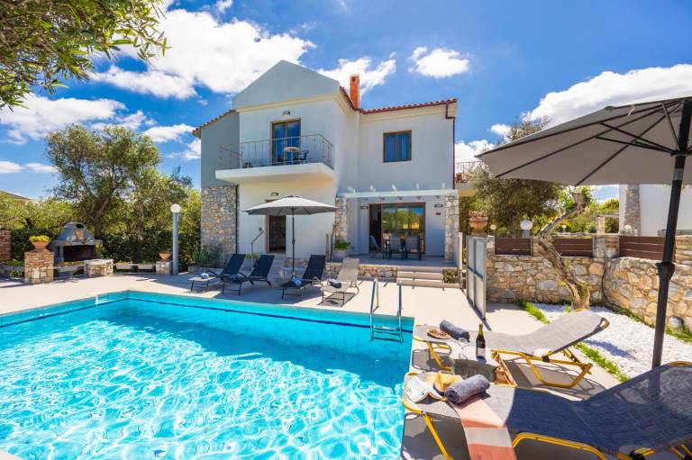 Villa Tzina