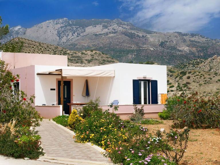 Holiday apartment with terrace | Beach nearby | Pets are welcome — photo 3