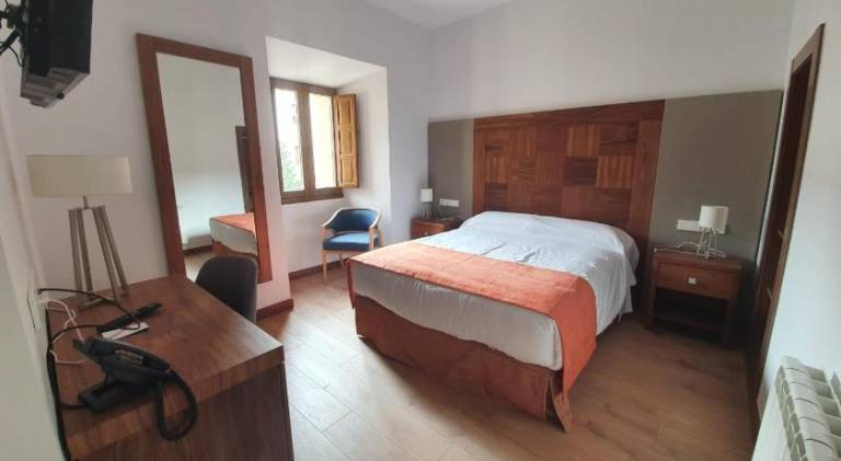 HOTEL Hospederia Monasterio de La Vid — photo 2