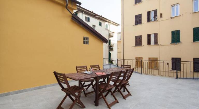 Rental apartment with 2 rooms for 6 persons — photo 2