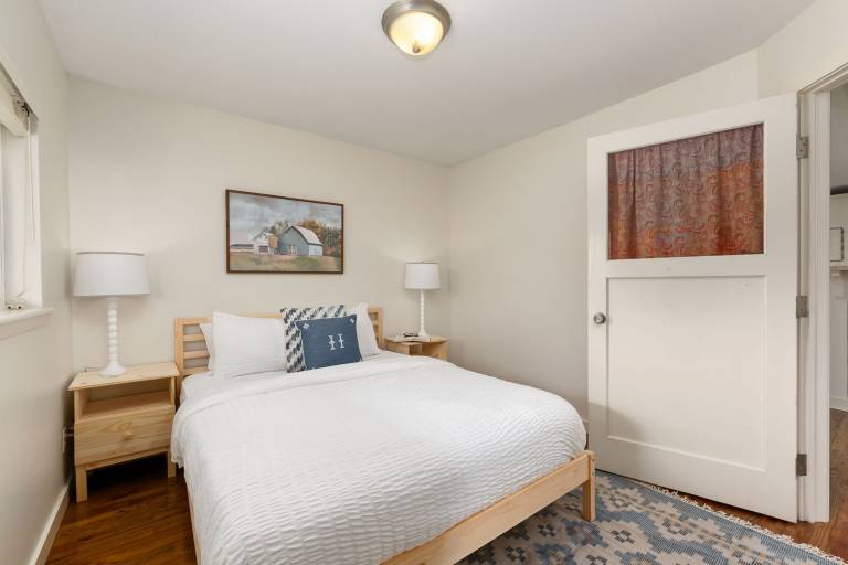 455 N Sherwood Street — photo 3