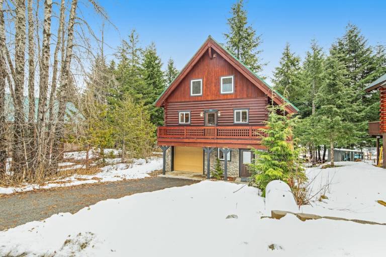 Cabin Snoqualmie Pass