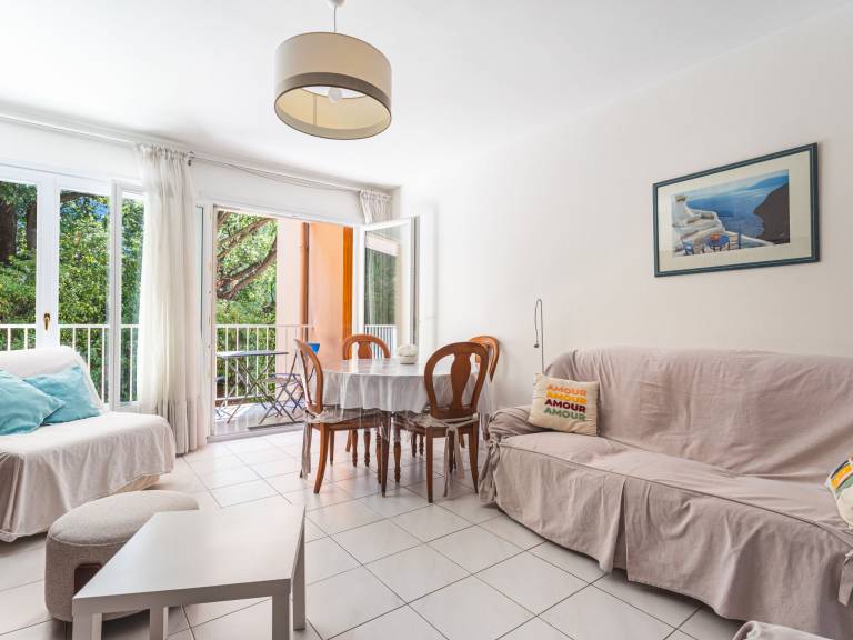 Ferienwohnung in Hyères, Französische Alpen für max. 4 Personen Ferienwohnung in Hyères, Französische Alpen für max. 4 Personen
