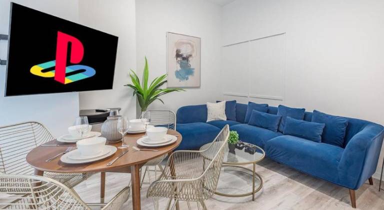 Luxurious 3BD Apt in heart of downtown 5 min walk to Bell Center in Montréal, QC