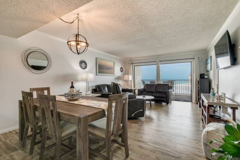 Condo Treasure Island