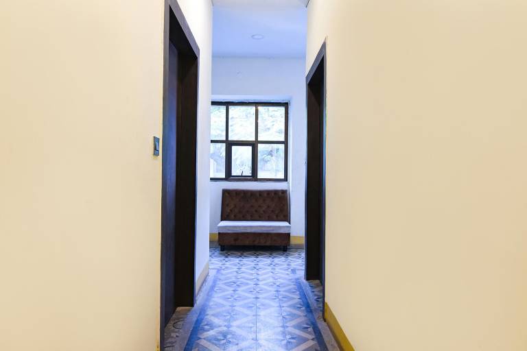 HOTEL KGF - NEAR QUEST MALL — photo 4