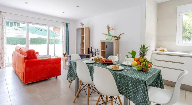 Rental apartment with garden & terrace in Son Servera