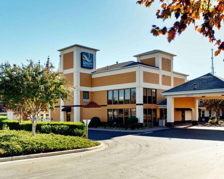 Quality Inn & Suites Matthews Charlotte
