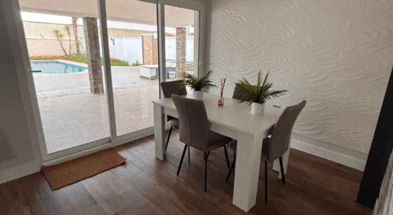 Fully equipped villa with private pool, terrace & barbecue | Pets allowed — photo 3