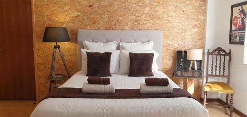 Casa do Criativo Bed&Breakfast in Almada