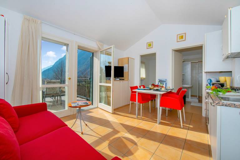 Children-friendly holiday apartment with terrace, garden & grill | Lake view | Next to the beach | Dogs allowed — photo 3