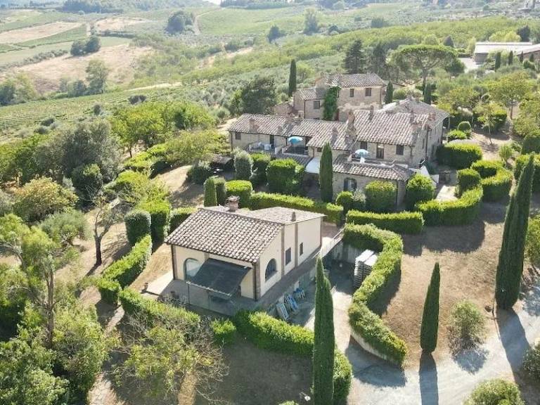 Vacation home with yard, terrace & grill | Dogs allowed in Gambassi Terme