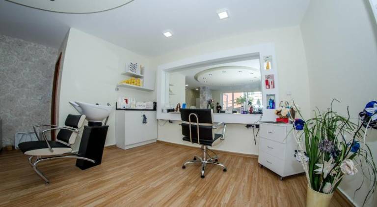 Rental apartment with patio, sauna & yard | Next to the beach | Dogs allowed — photo 4