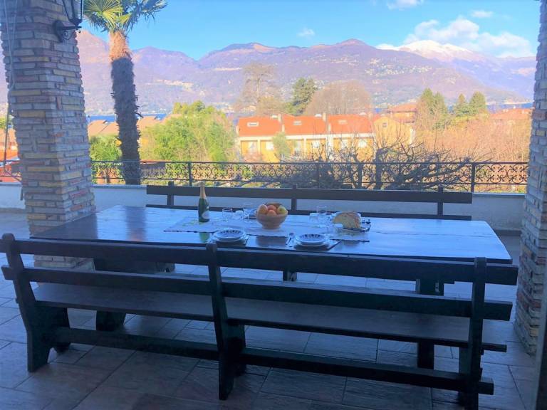Holiday apartment with patio, pool & BBQ — photo 3