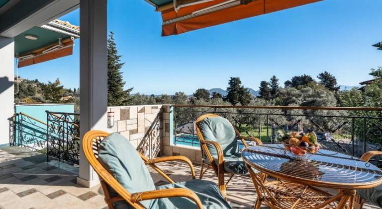 Spacious vacation home with yard, private pool & hot tub | Pet-friendly — photo 2