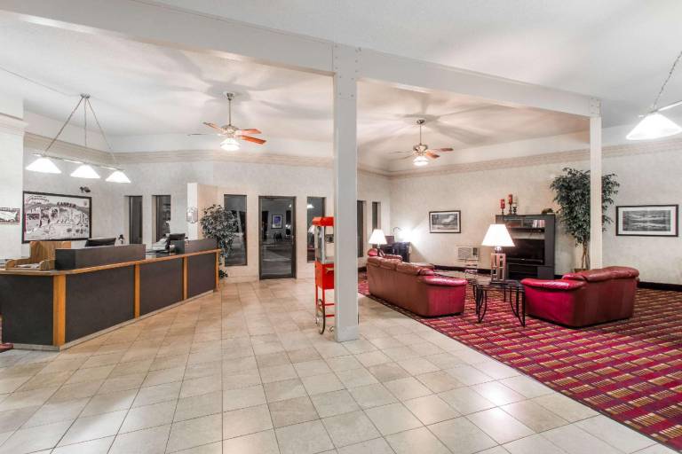 Super 8 By Wyndham Casper West By The River — photo 4