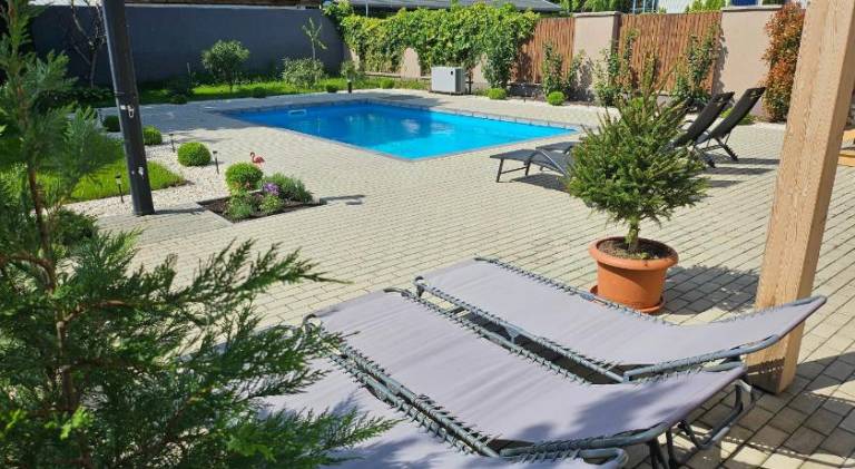 Lovely apartment with pool | Pet-friendly in Budapest