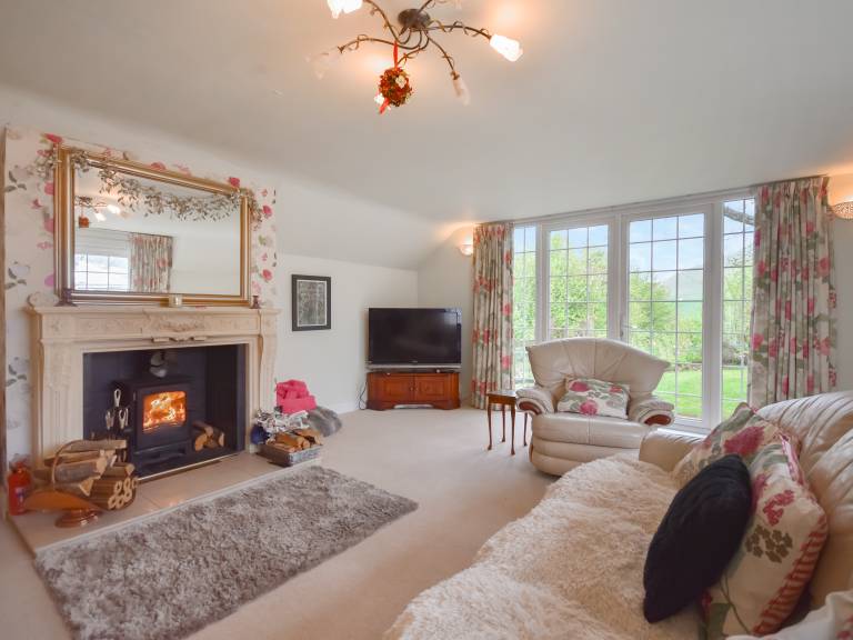 Cottage with sauna, garden & barbecue | River view — photo 2