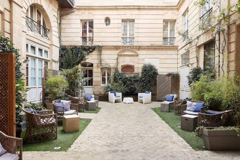 Bed & Breakfast  Bordeaux