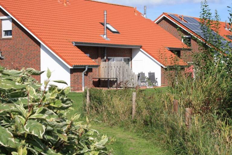 Family-friendly charming house with barbecue, terrace & garden | Beach nearby | Pets are welcome — photo 2