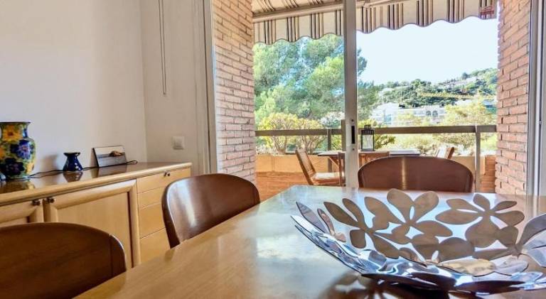 Holiday apartment with pool — photo 3