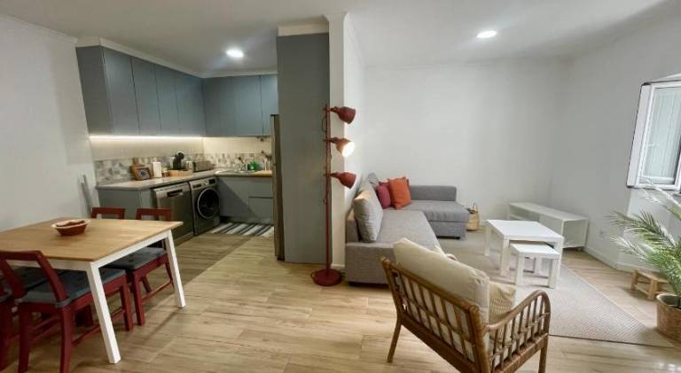 Fully equipped house with terrace & garden | Pets are welcome — photo 2