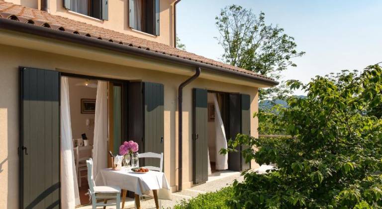 Holiday apartment with garden & terrace — photo 3