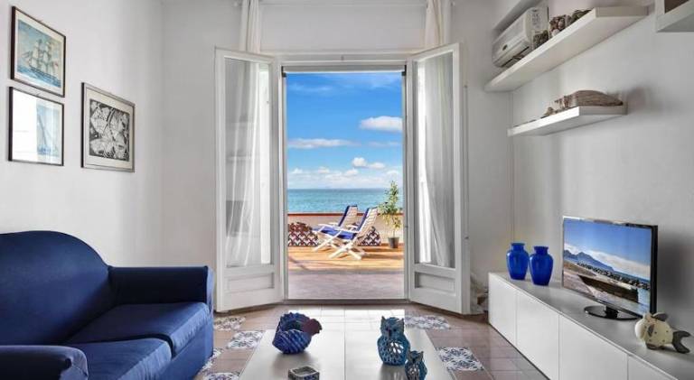 Rental apartment with 2 rooms for 4 persons in Sorrento
