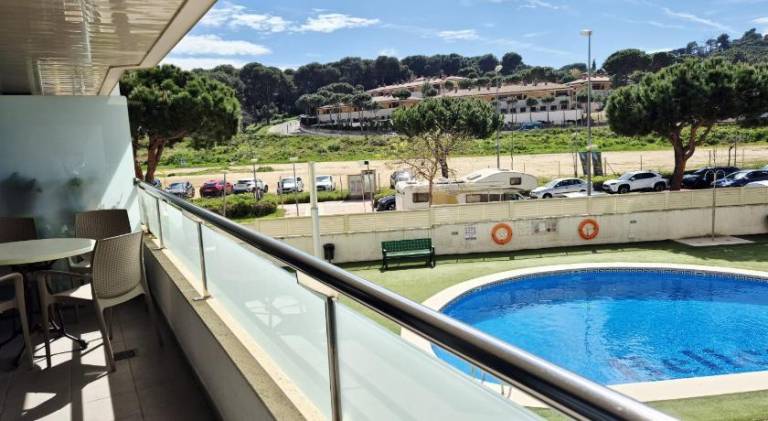 Holiday apartment with pool — photo 3