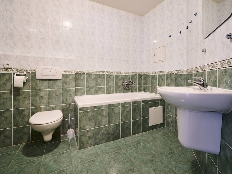 Family-oriented apartment with garden | Pet-friendly — photo 3