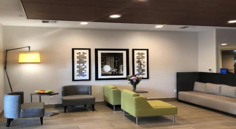 Holiday Inn Express & Suites Albany by IHG — photo 4