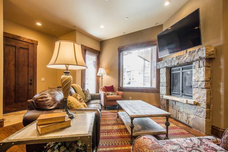 Park City Townhome w/ Views - Walk to Gondola! — photo 3