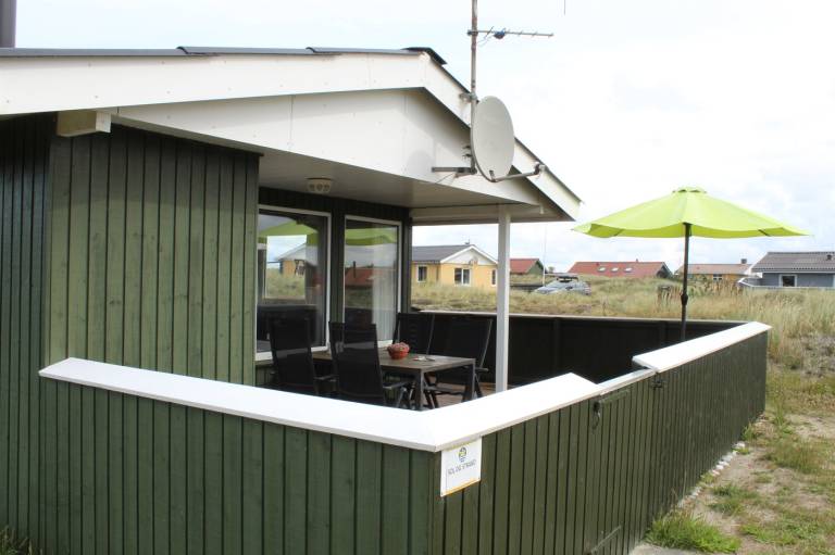 Vacation home with sauna, hot tub & terrace — photo 2