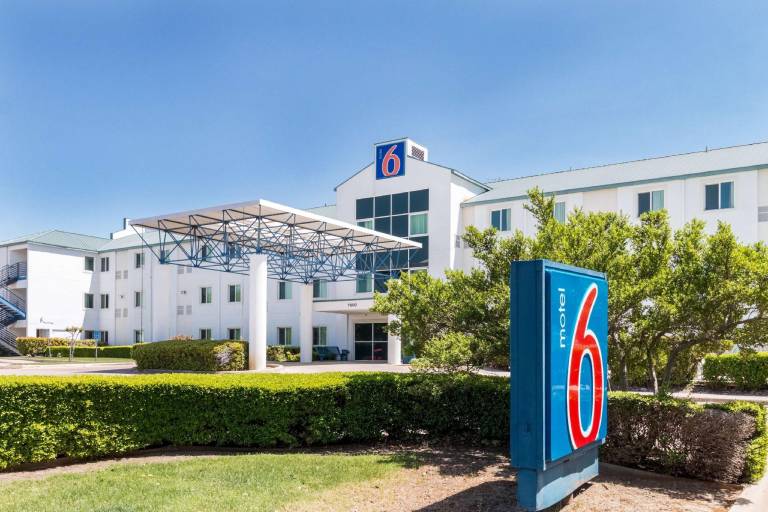 Motel 6 Irving, TX - DFW Airport North in Irving, TX