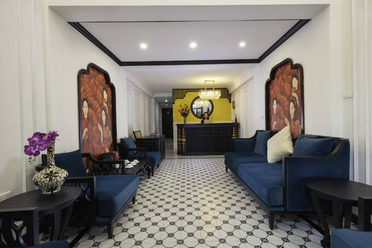 Queen Light Hotel — photo 4