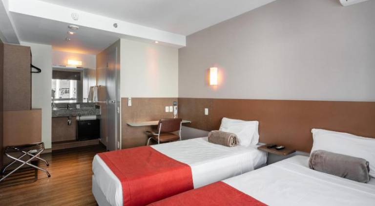 Hotel Bleev Curitiba Batel — photo 2