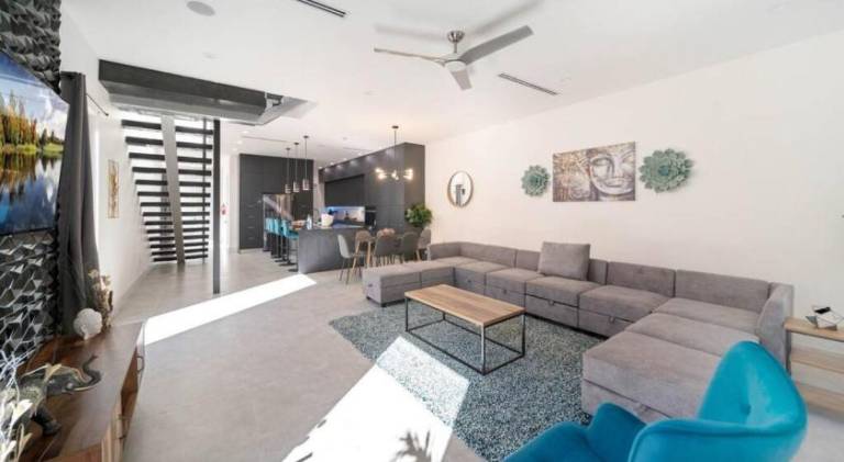 Las Olas Zen Home with Pool and Hot Tub Near Beach — photo 4