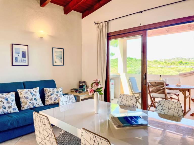 Fully equipped holiday apartment with terrace & garden | Pet-friendly — photo 4