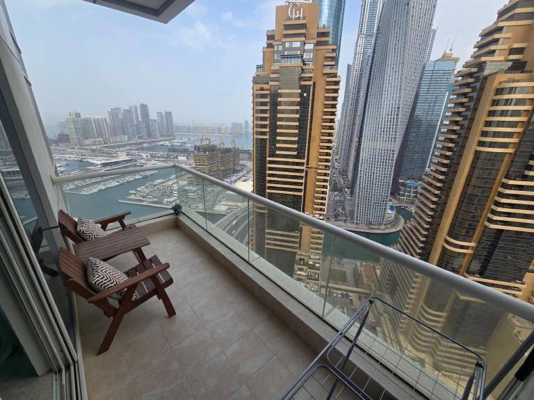 Rental apartment with 1 room for 3 persons in Abu Dhabi