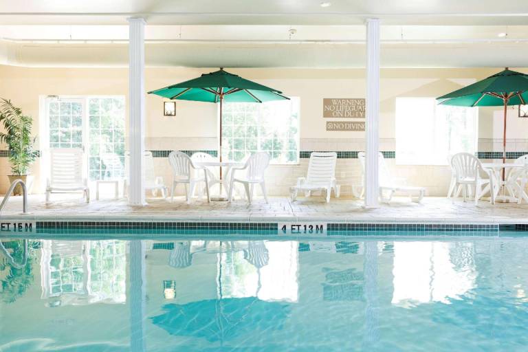 Country Inn & Suites by Radisson, Rocky Mount, NC — photo 2